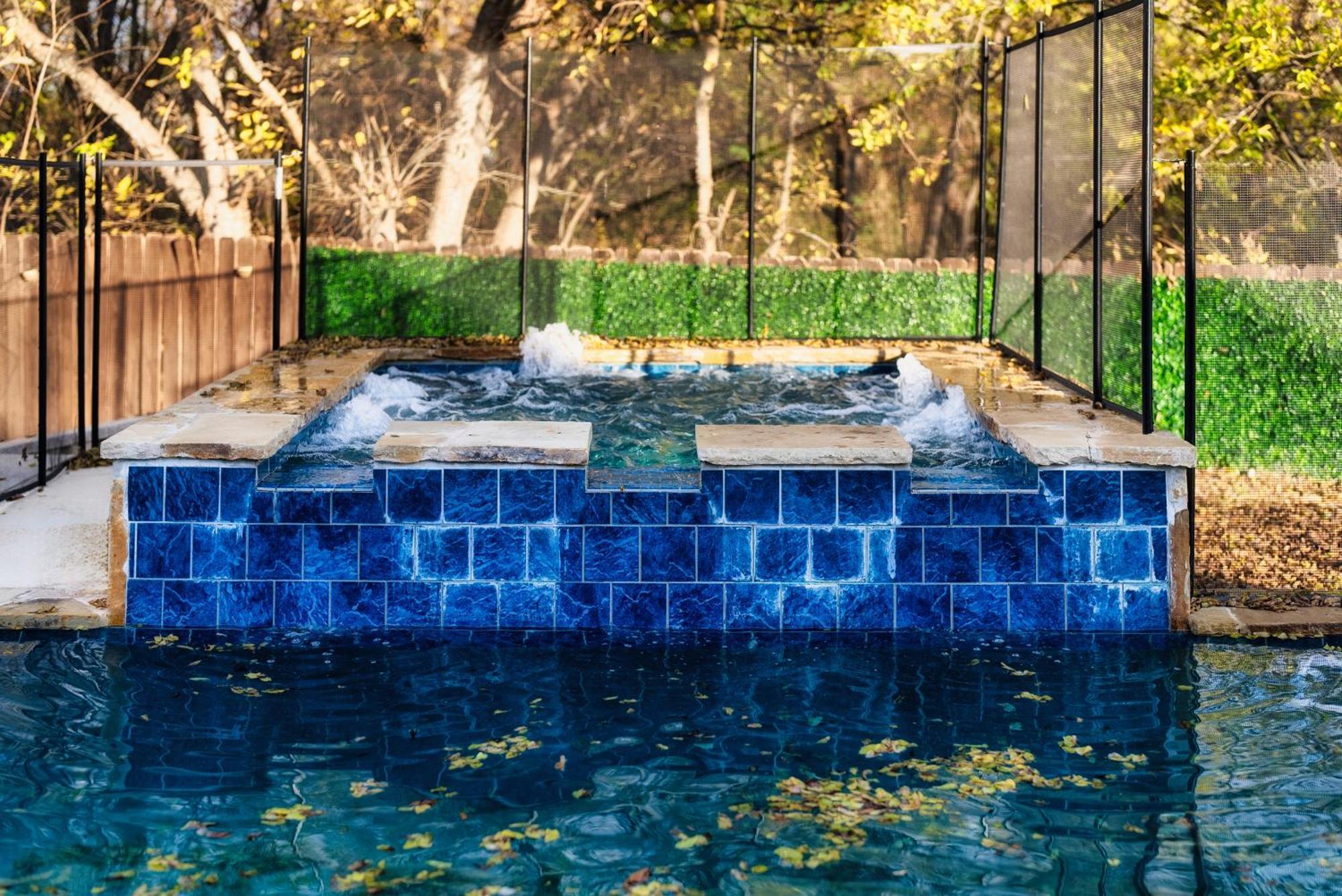 Stunning Family Home With Pool & Hot Tub - Sleeps 17 Pflugerville Eksteriør billede